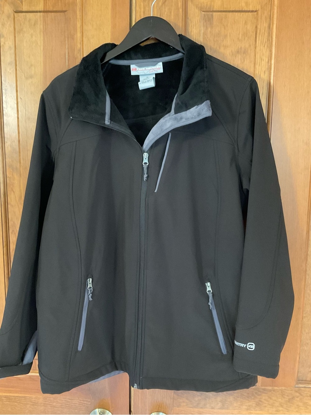 Free Country Women’s Black Water Resistant Jacket, Faux Fur Lined. Size 1X